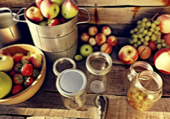 successful canning of seasonal fruits